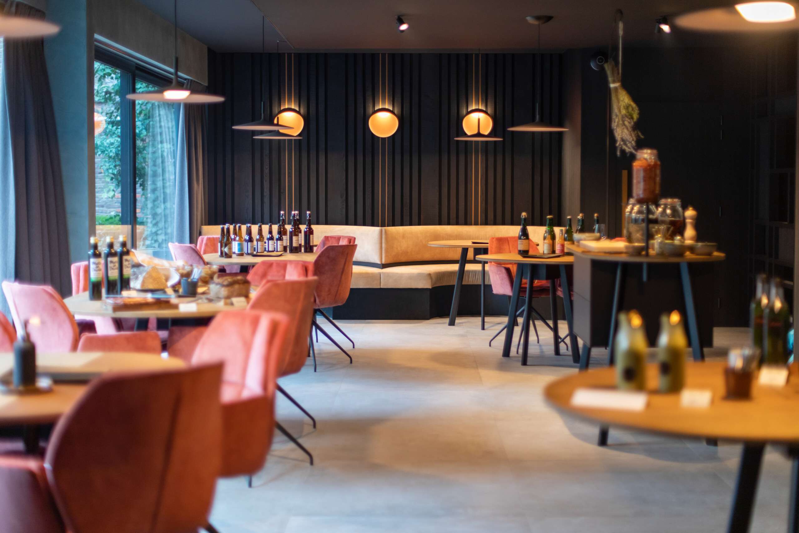 Restaurant - Toma Restaurant